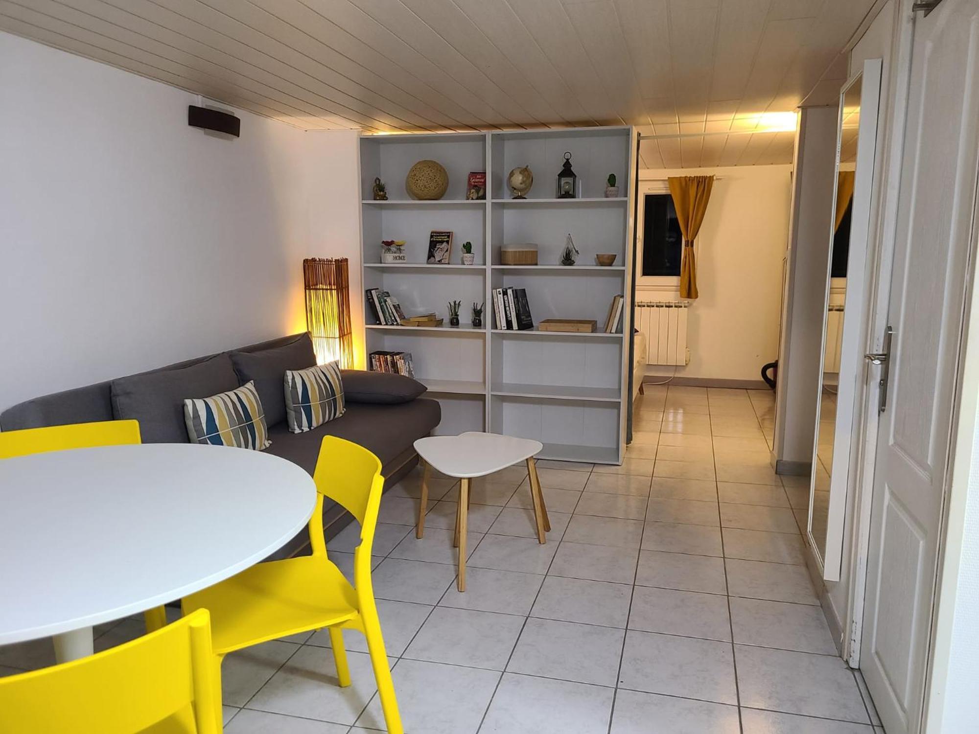 Logement Amboise Centre Avec Terrasse Privee エクステリア 写真